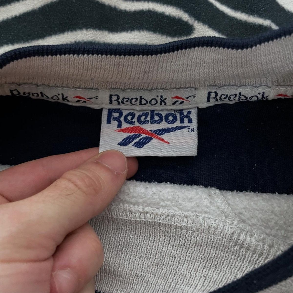 Reebok Vintage Reebok Crewneck Sweatshirt big logo rare 90s Size US M / EU 48-50 / 2 - 3 Thumbnail