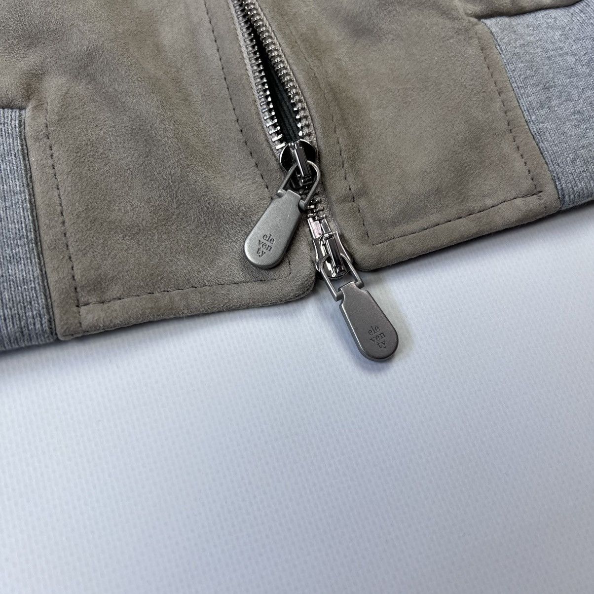 Eleventy Eleventy suede bomber jacket Size US S / EU 44-46 / 1 - 3 Thumbnail