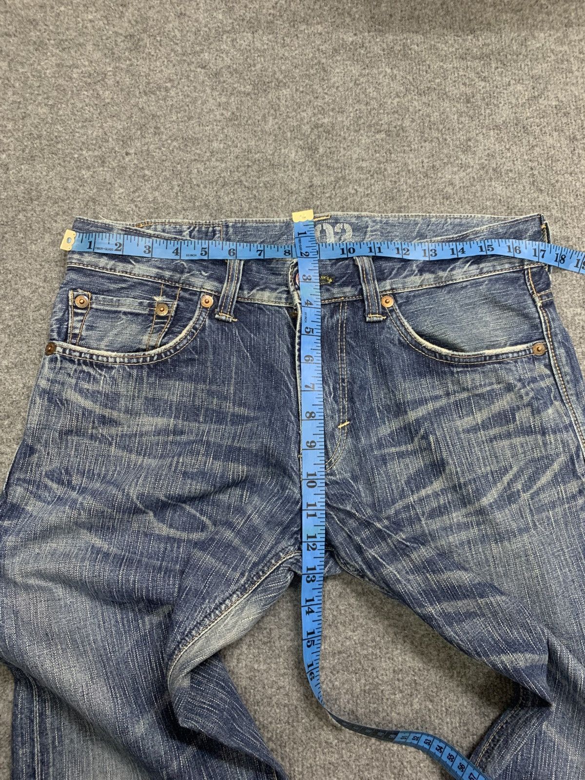 Edwin VINTAGE EDWIN BLUE TRIP FADED BLUE. Size US 34 / EU 50 - 5 Thumbnail
