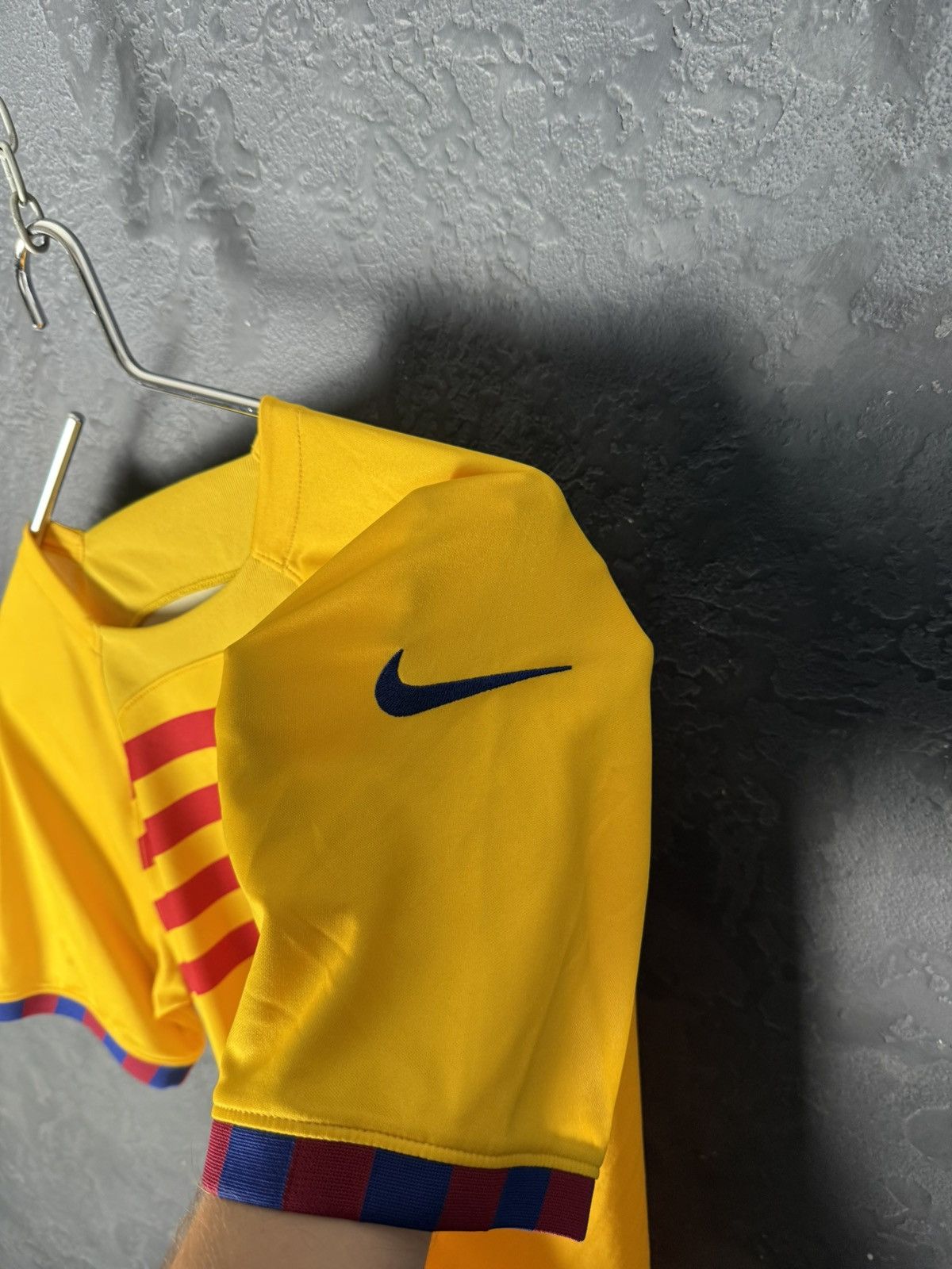 Nike NIKE FC Barcelona PEDRI 8 2022/2023 Away Jersey Football Size US L / EU 52-54 / 3 - 7 Thumbnail
