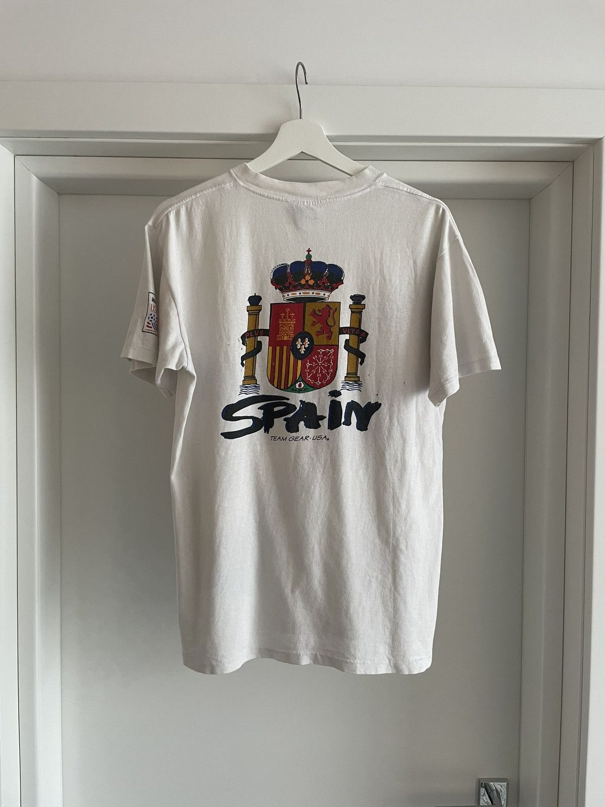 Vintage 1990s Vintage Spain Soccer Shirt 🇪🇸 Size US S / EU 44-46 / 1 - 2 Thumbnail