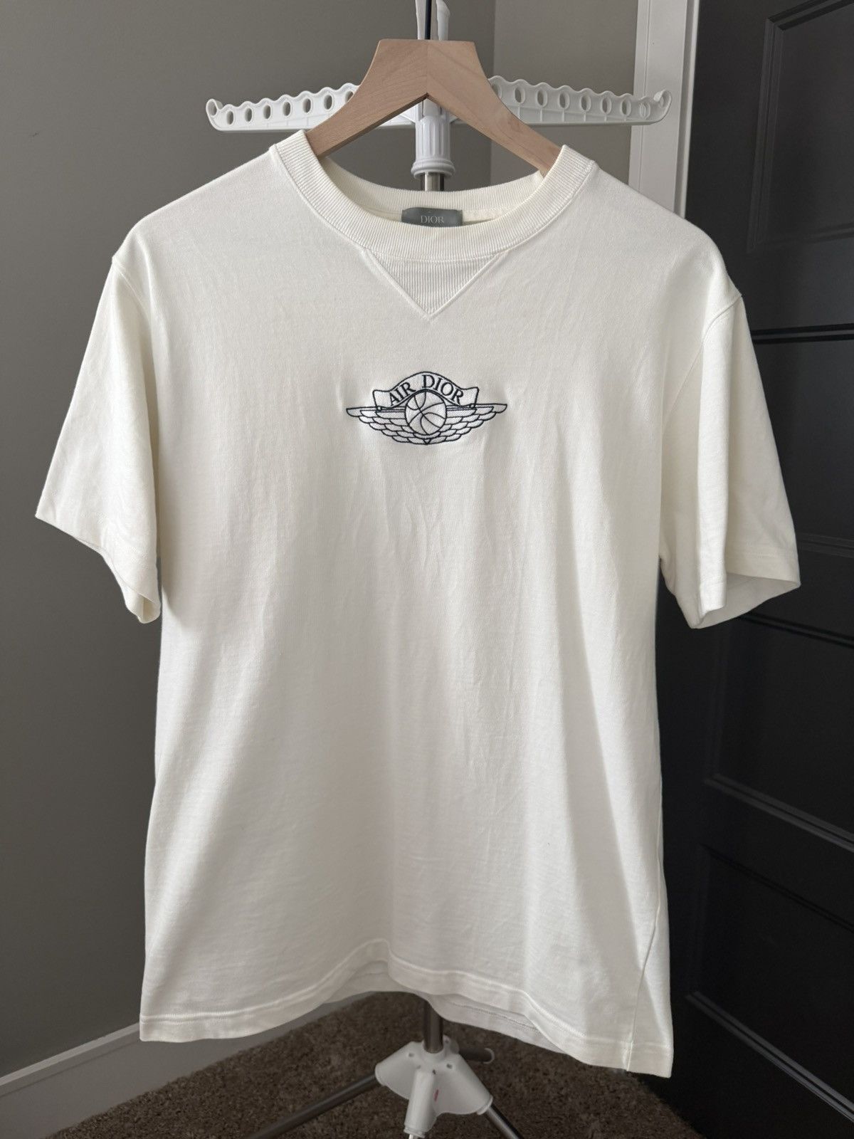 Dior × Jordan Brand Air Jordan Dior T-Shirt sz XXS | Grailed