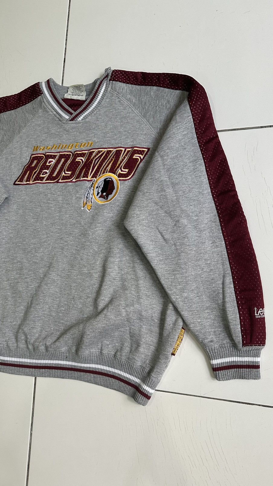 NFL Vintage Redskins football Size US L / EU 52-54 / 3 - 2 Thumbnail