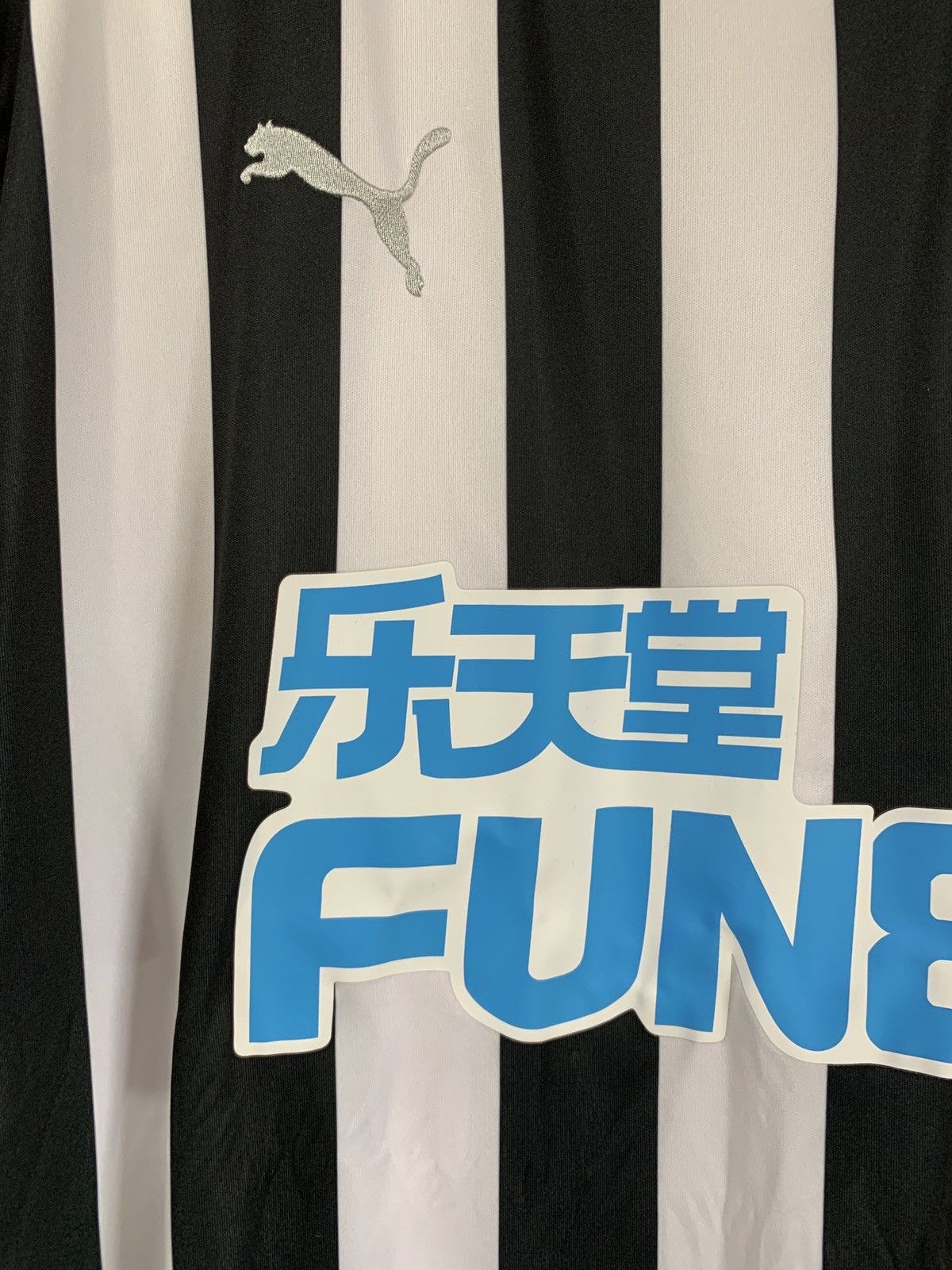 Puma Newcastle United 20/21 Home Football Shirt Puma Soccer XXL Size US XXL / EU 58 / 5 - 5 Thumbnail