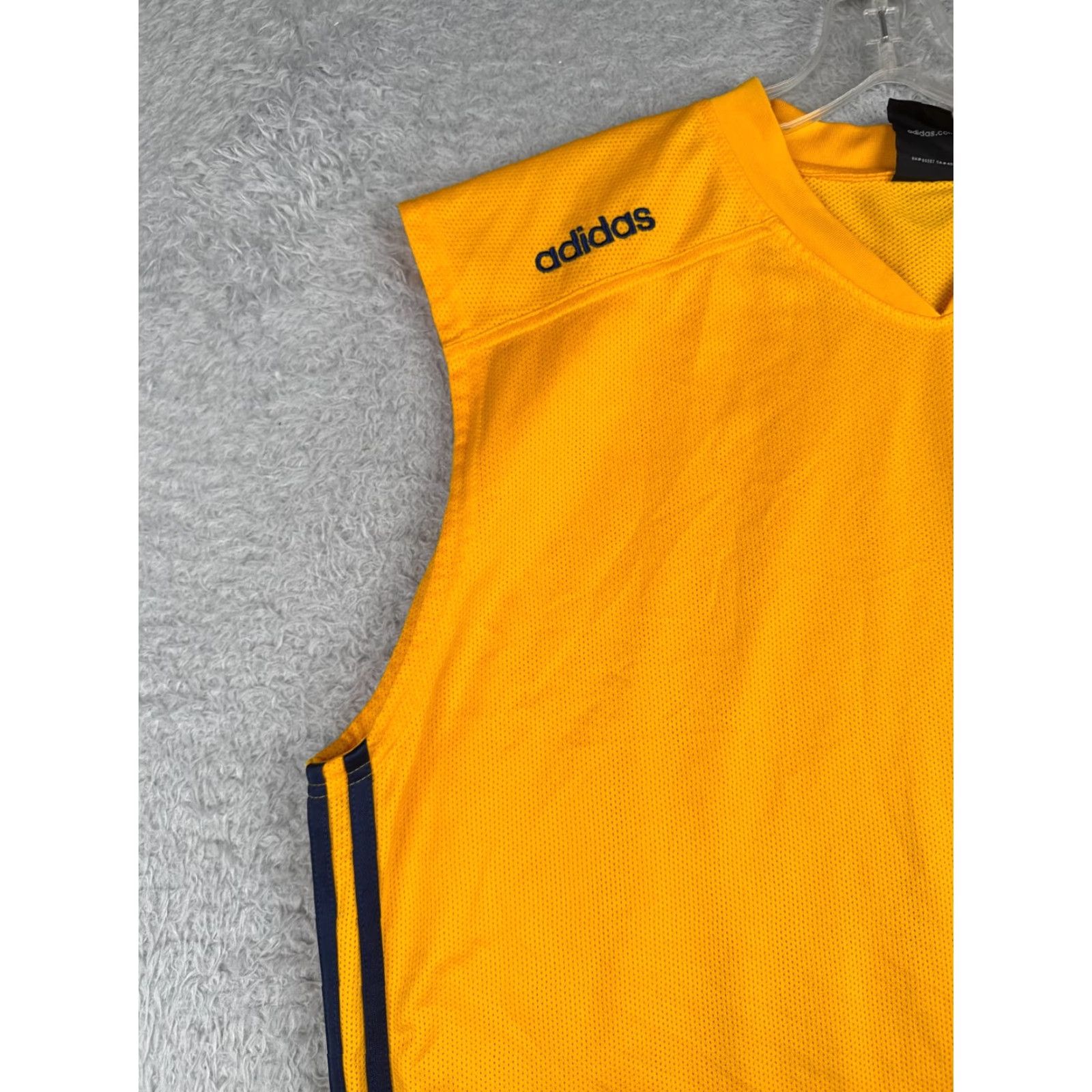 Adidas VINTAGE Adidas Soccer Jersey Adult XL Yellow Logo Tank Jersey Men Soccer Training Size US XL / EU 56 / 4 - 3 Thumbnail