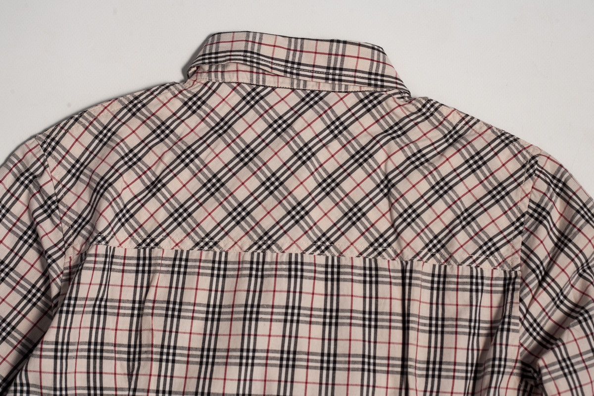 Burberry Burberry Blue Label Vintage Nova Check Buttons Shirt Size XS / US 0-2 / IT 36-38 - 8 Thumbnail