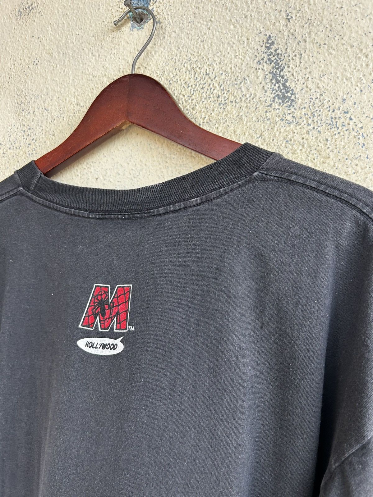 Universal Studios Vintage Universal Studios Spiderman Tshirt Size US L / EU 52-54 / 3 - 7 Thumbnail
