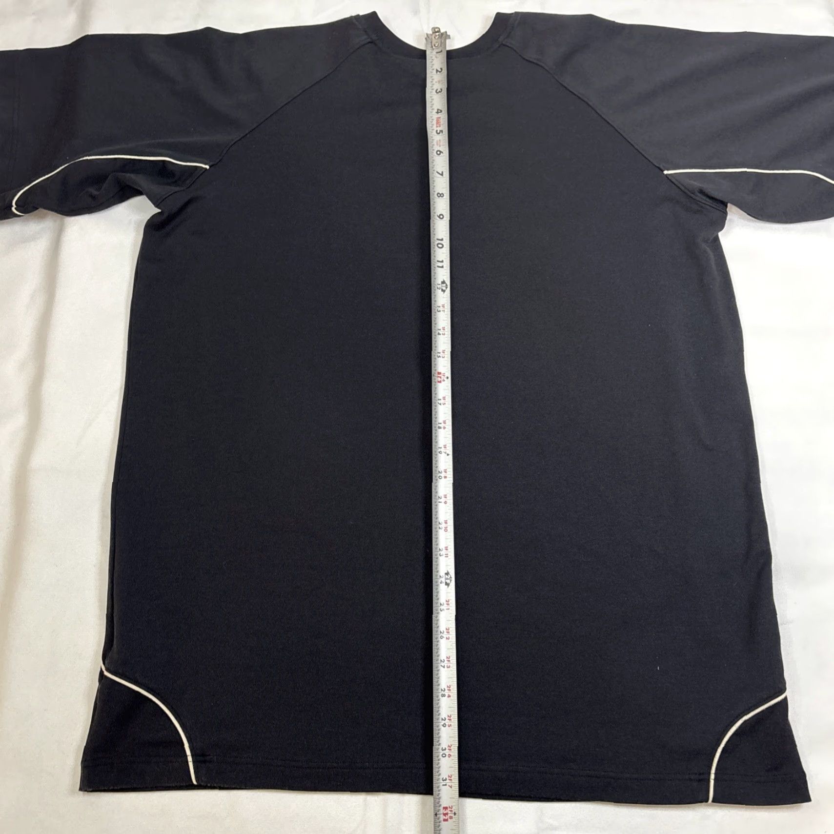 Nike VINTAGE Nike Athletic T Shirt Men’s 2XL Black Silver Tag 90s Y2K Streetwear Mens Size US XXL / EU 58 / 5 - 6 Thumbnail