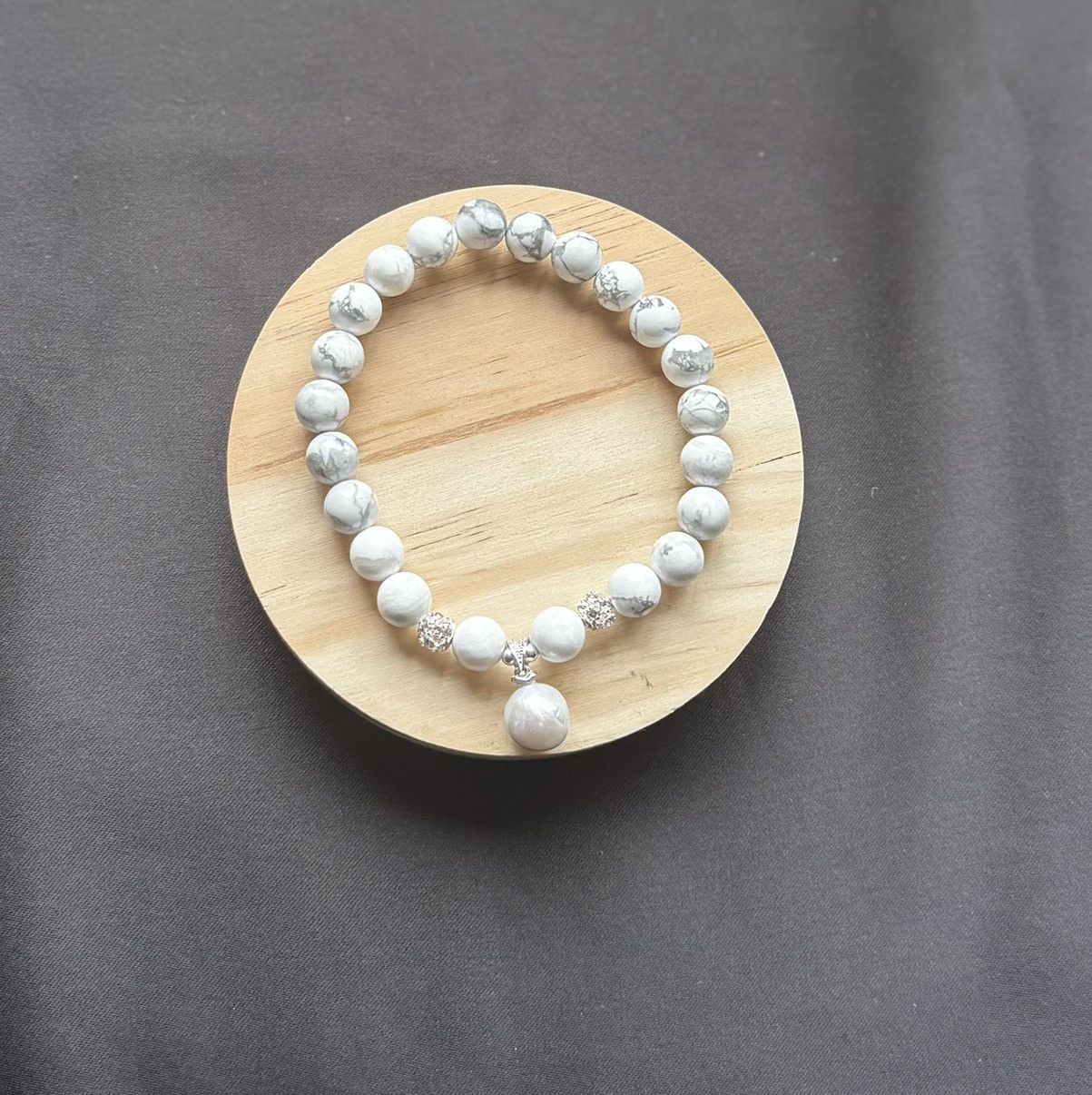 Handmade Howlite Pearl Bracelet Size ONE SIZE - 3 Thumbnail