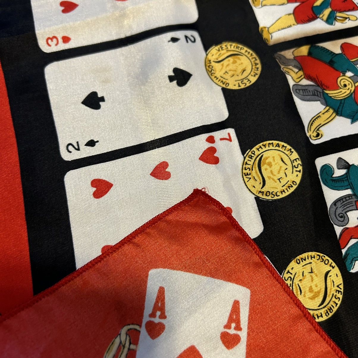 Moschino × Vintage 90s Moschino silk scarf "Ace of Hearts" poker Size ONE SIZE - 14 Thumbnail