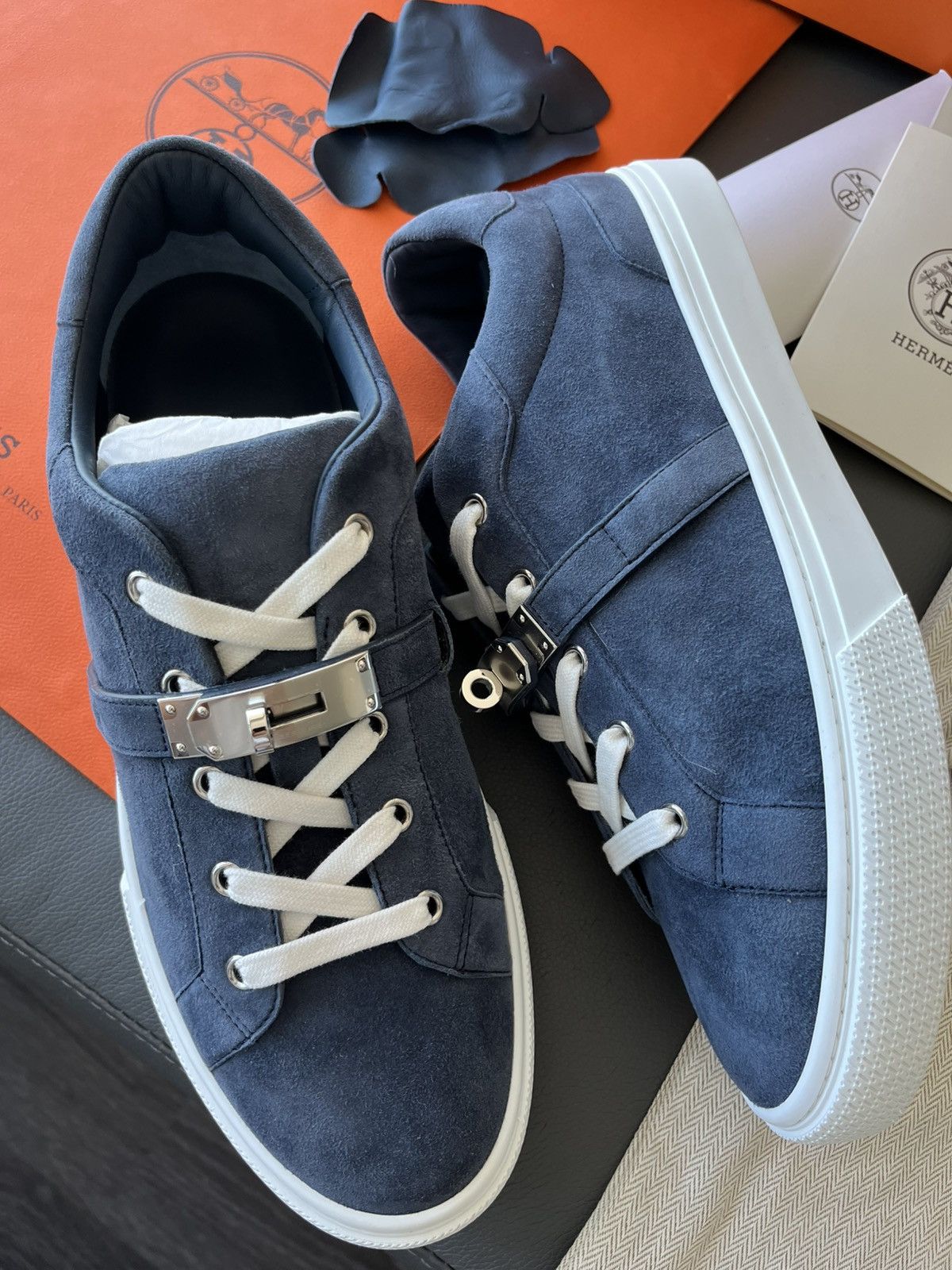 Hermes Hermes Day Sneaker Suede Chevre Velours Blue Celeste Size US 10.5 / EU 43-44 - 6 Thumbnail