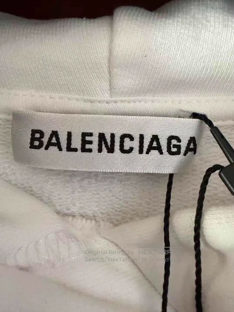 Balenciaga Balenciaga Back Big Logo Hooded Sweatshirt, White Size US S / EU 44-46 / 1 - 3 Thumbnail
