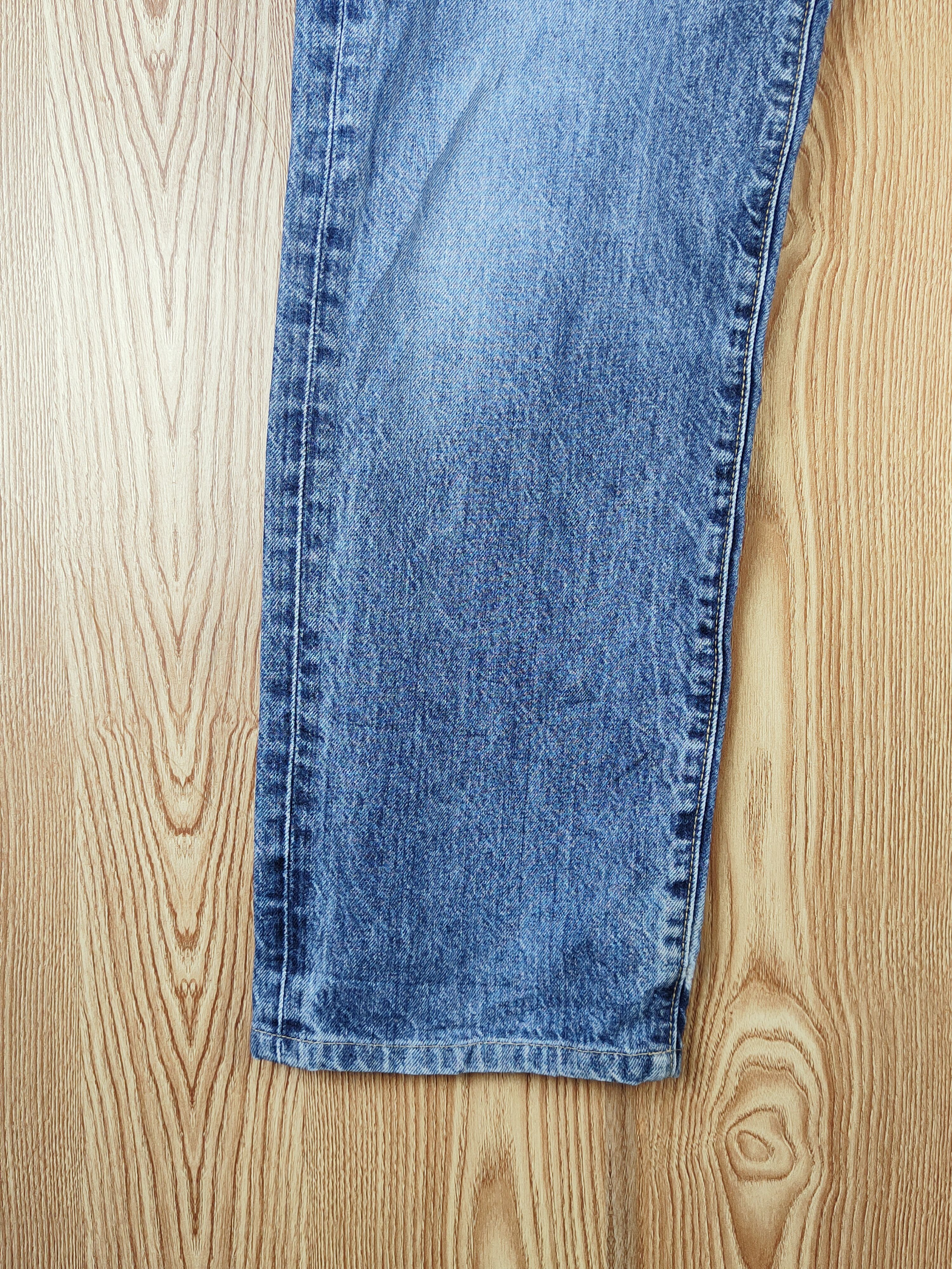Japanese Brand Uniqlo Blue Distressed Ripped Jeans #S2684 Size US 33 - 4 Thumbnail