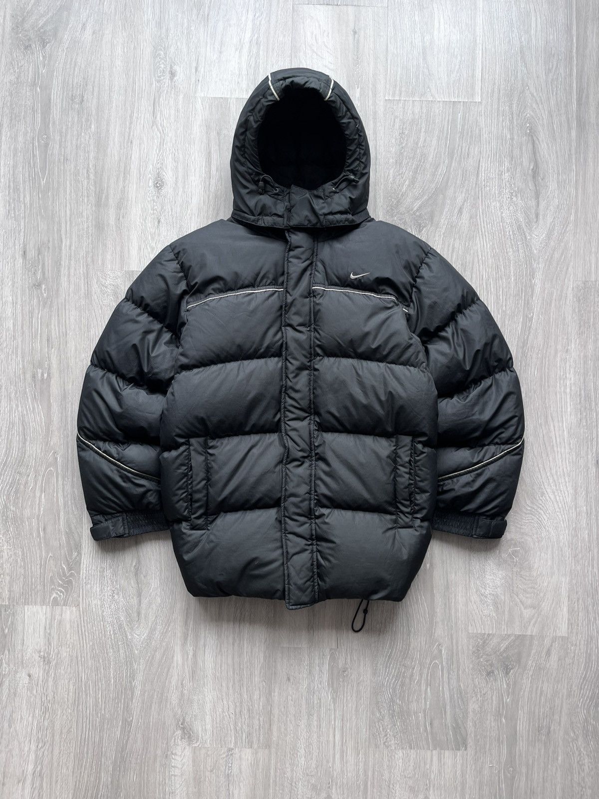 Vintage Nike 00’s Black Down Puffer Jacket Mini Swoosh Logo