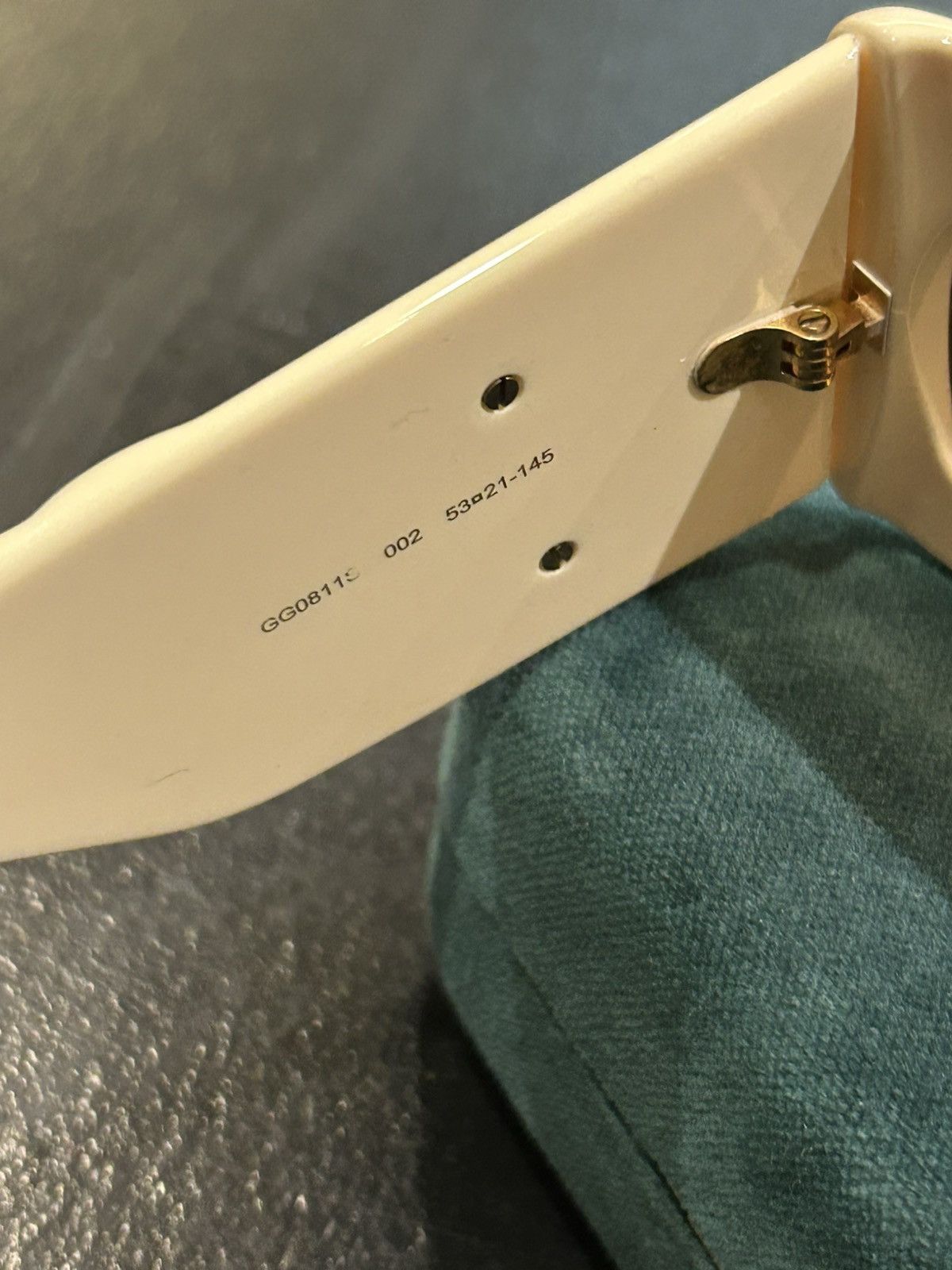 Gucci Gucci Ivory Sunglasses Size ONE SIZE - 7 Thumbnail