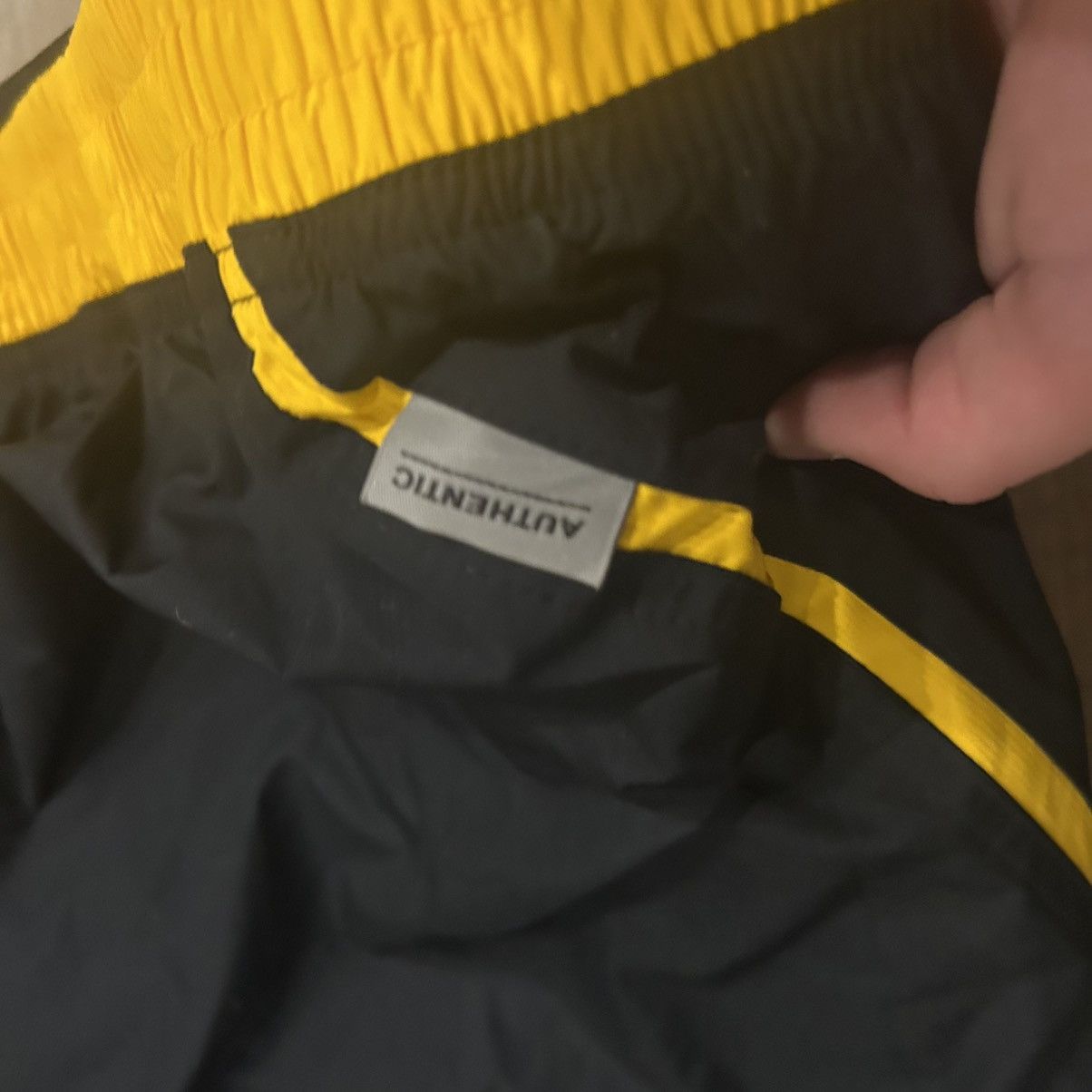 Nike VNTG Nike Team Iowa Hawkeyes track jacket Size US S / EU 44-46 / 1 - 4 Thumbnail
