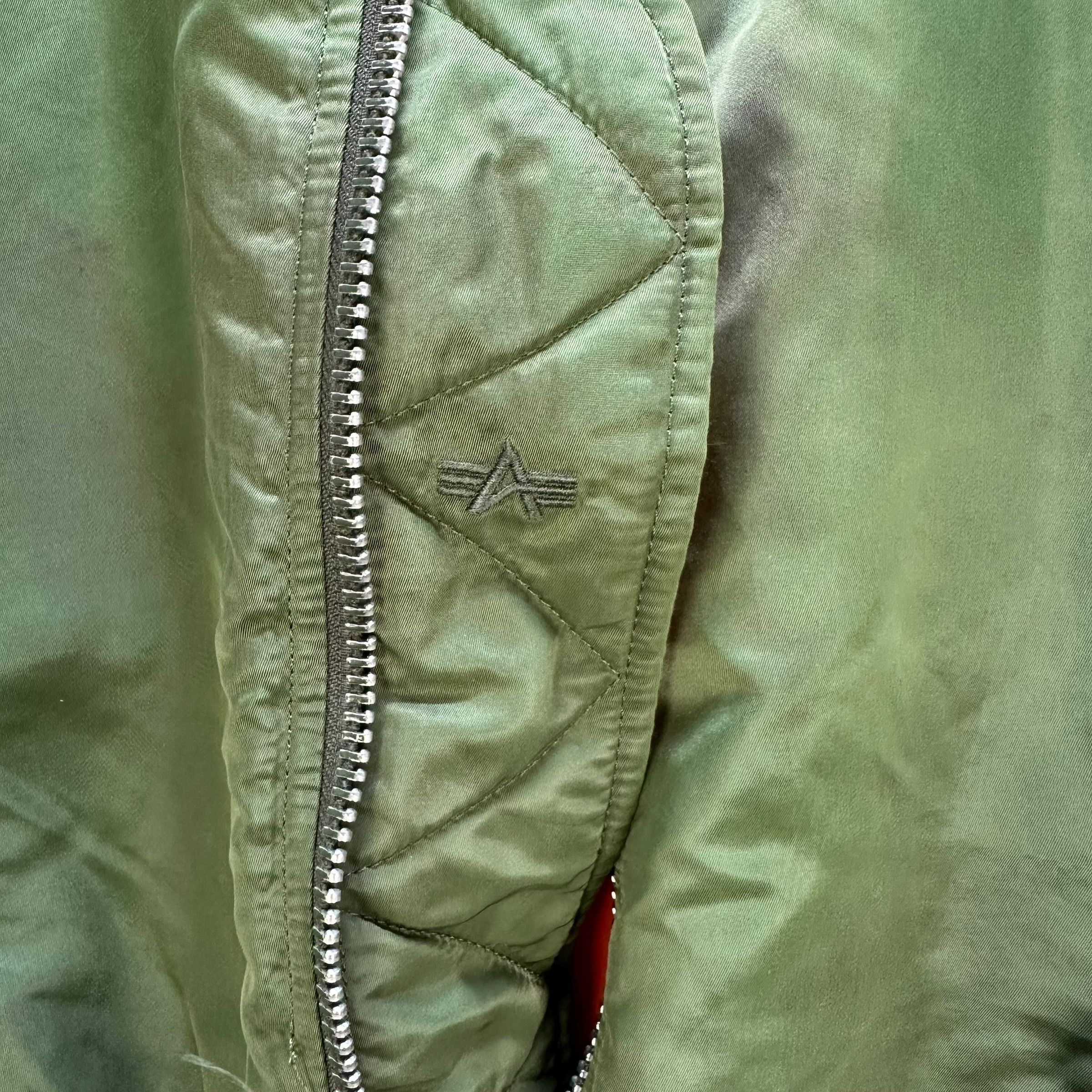 Alpha Industries ALPHA INDUSTRIES Reversible Bomber Jacket #A59-1367 Size US L / EU 52-54 / 3 - 8 Thumbnail