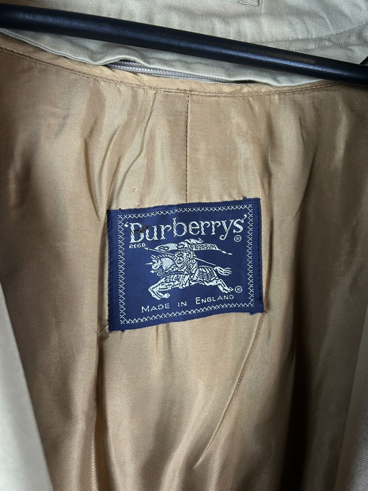 Burberry Burberrys trench coat beige wool lining vintage nova check Size US M / EU 48-50 / 2 - 6 Thumbnail