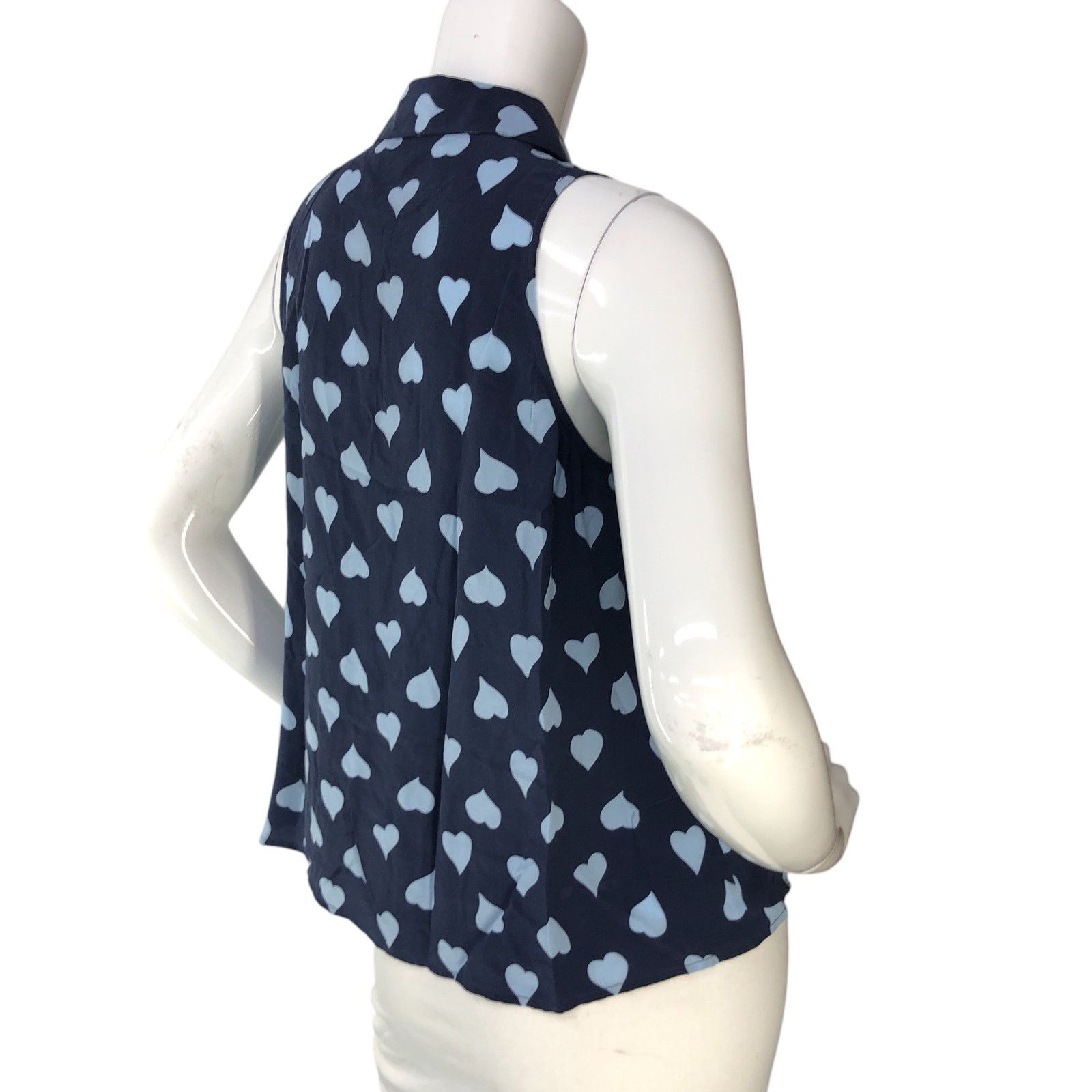 Equipment Equipment Size S Top Mina Blouse Heart Print *TINY FLAW Size S / US 4 / IT 40 - 8 Thumbnail