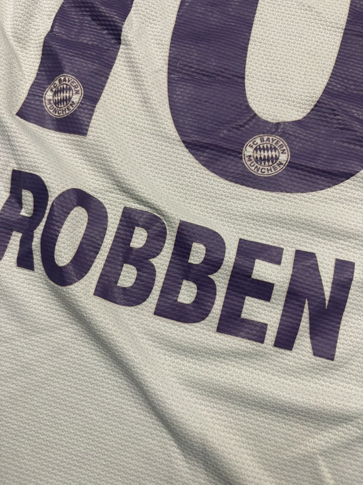 Adidas Bayern Munich Robben #10 2018/19 Football Jersey Adidas M Size US M / EU 48-50 / 2 - 23 Thumbnail