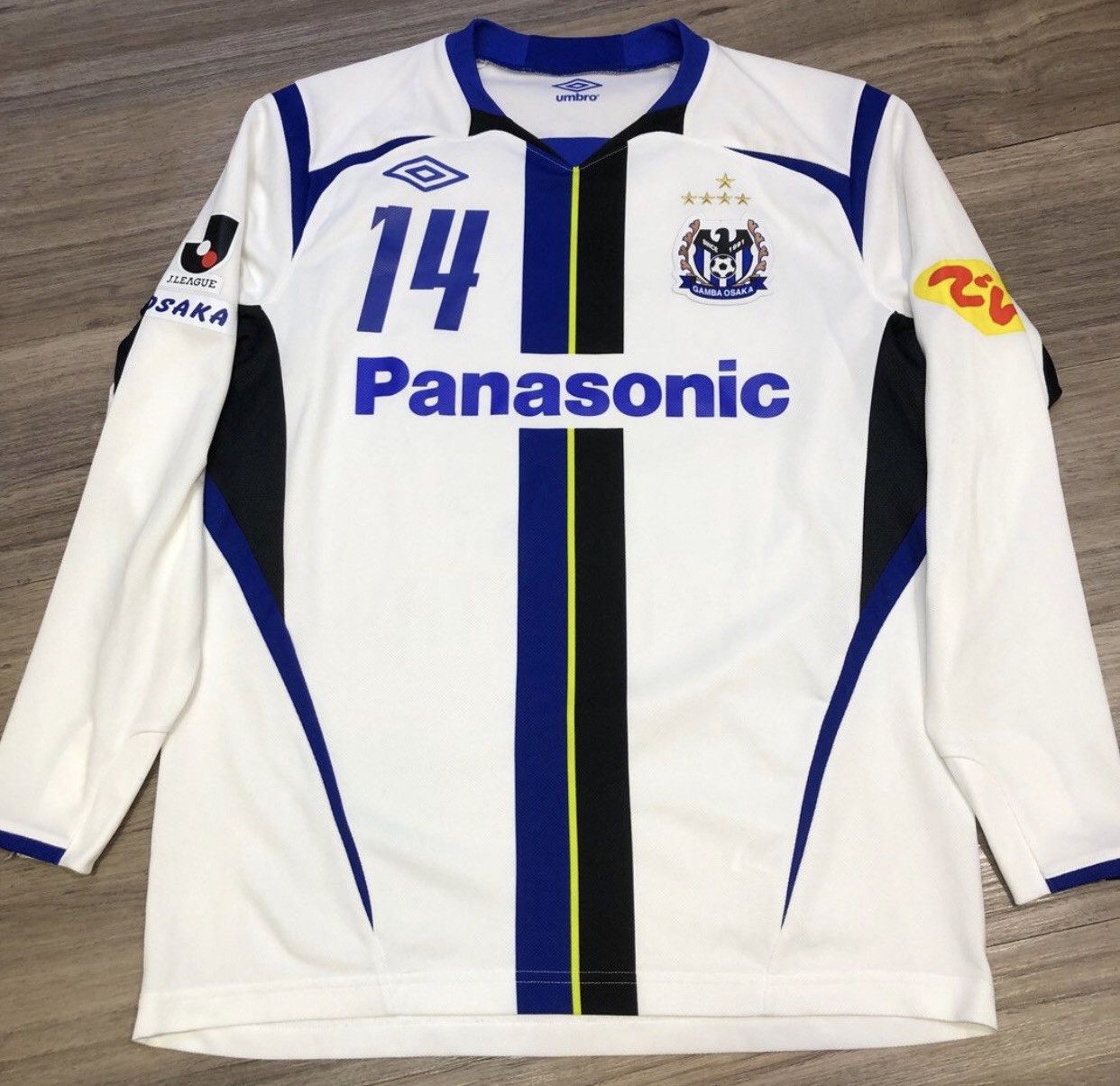 image of Umbro Osaka Gamba 2012 Longsleeves Away Shirt 14 Kurata in White, Men's (Size Medium)