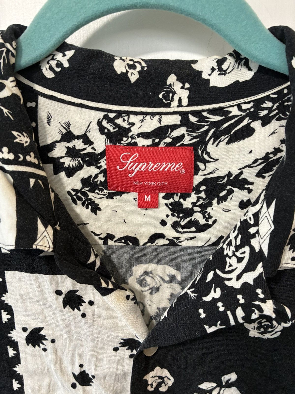 Supreme Supreme SS16 Black Rayon Paisley button up bandana Size US M / EU 48-50 / 2 - 2 Thumbnail