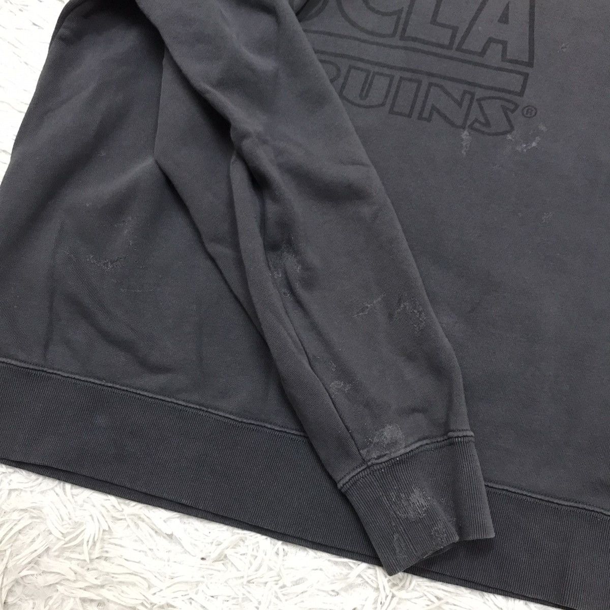 NANO universe VINTAGE UCLA BRUINS NANO UNIVERSE BIGLOGO SWEATSHIRT Size US M / EU 48-50 / 2 - 16 Thumbnail