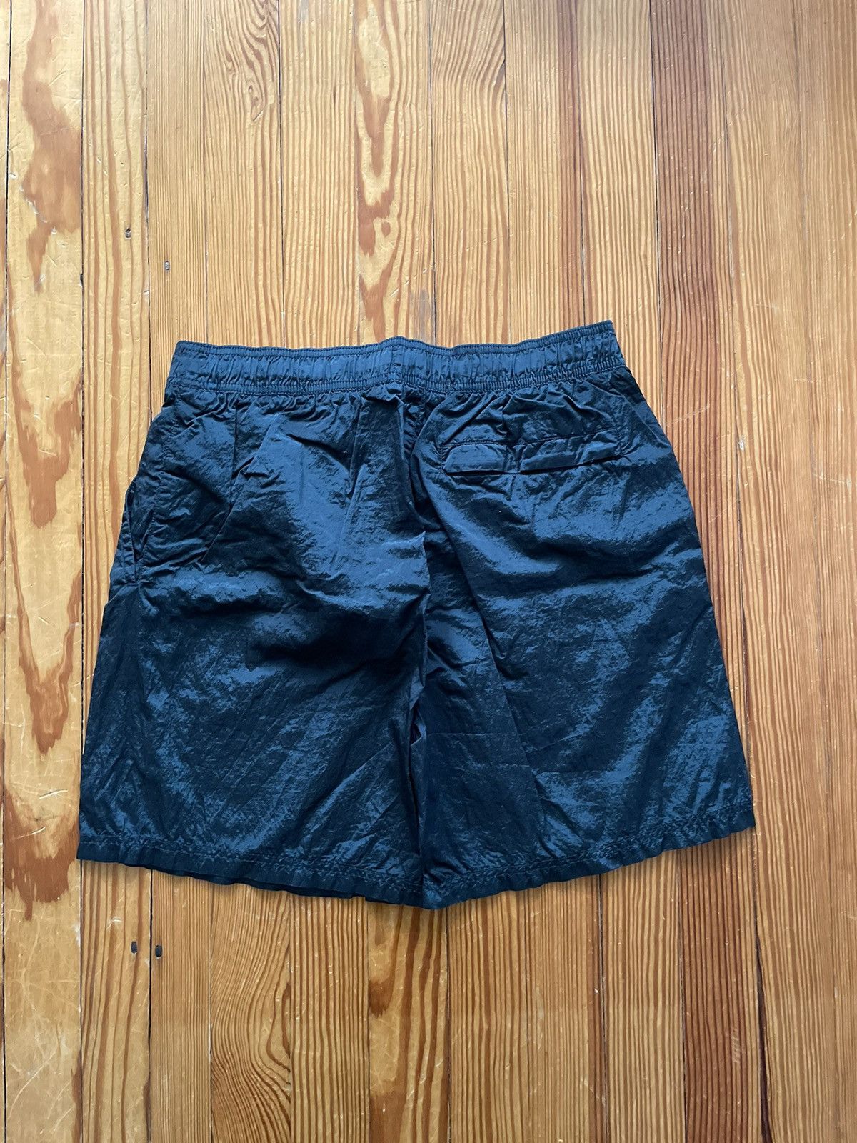 Stone Island Stone Island Nylon Metal Shorts Bottle Green Size US 32 / EU 48 - 2 Thumbnail