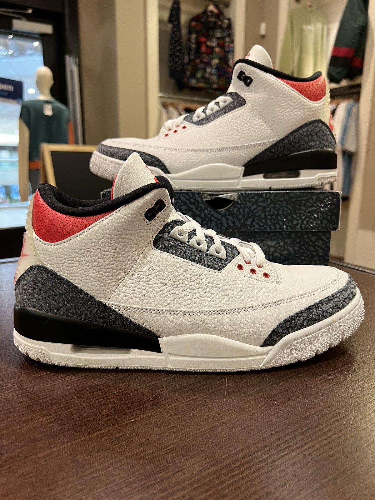 Jordan retro 3 denim fire red