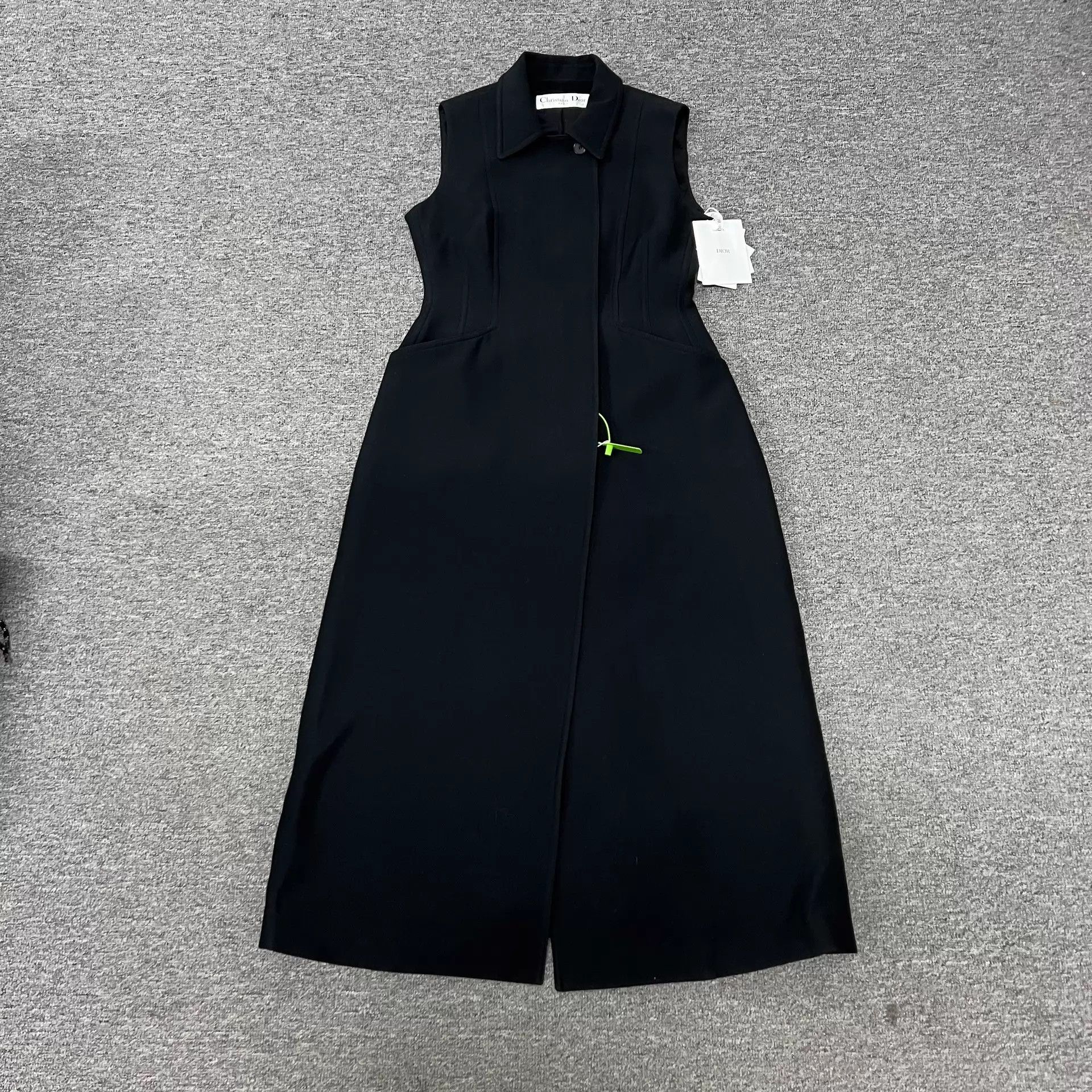 Dior Dior Runway Long Sleeveless Blazer Dress 36 NWT Size XS / US 0-2 / IT 36-38 - 1 Thumbnail