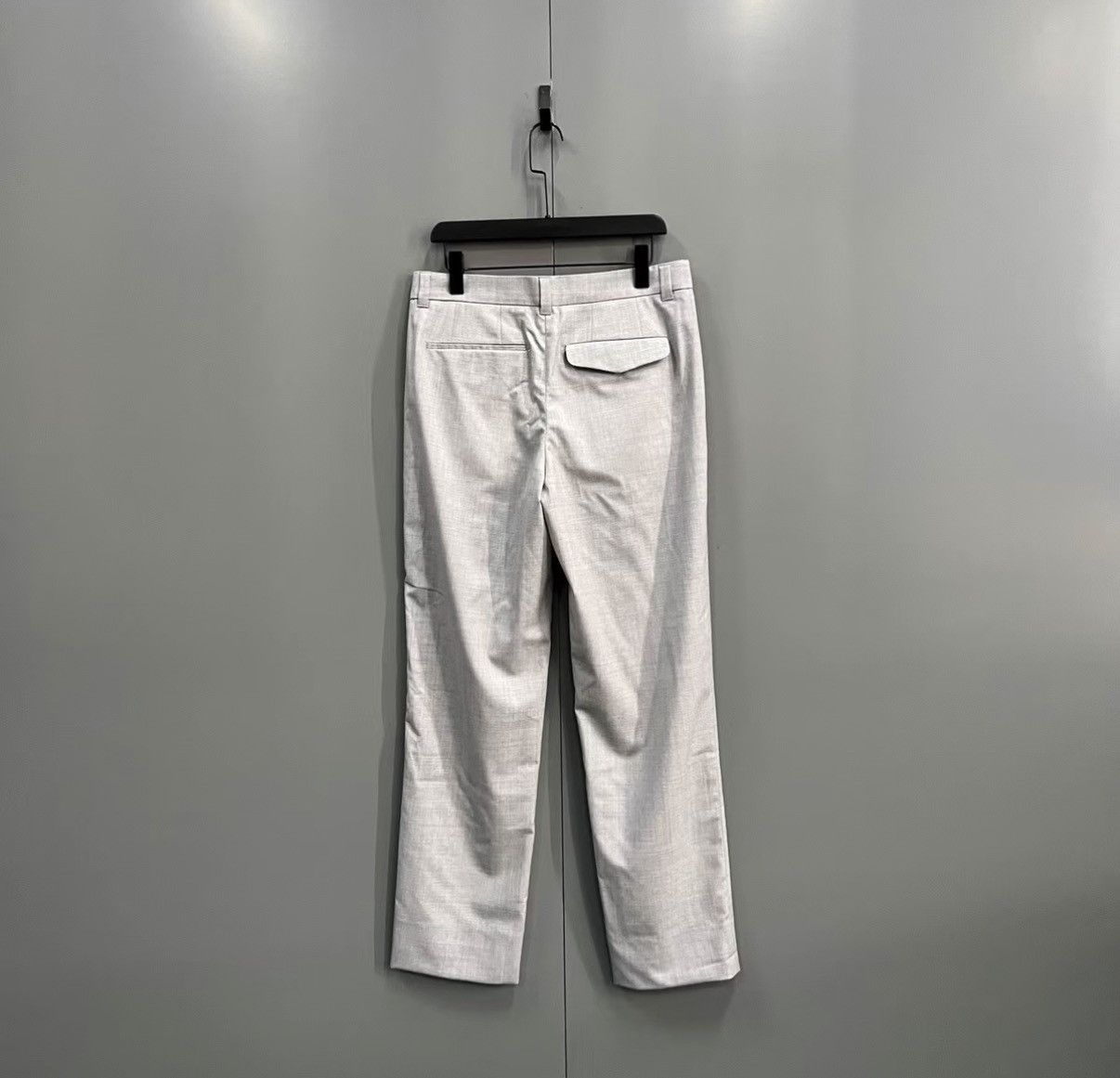 Burberry Burberry Heather Grey Metal Logo Dress Pants J41 Size US 30 / EU 46 - 2 Thumbnail