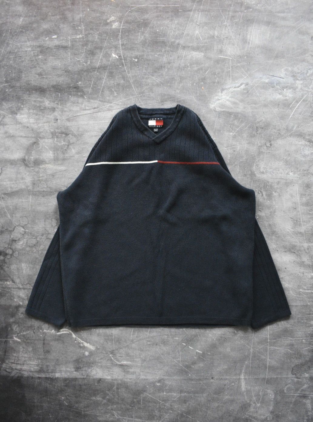 Tommy Hilfiger Vintage Y2K Tommy Hilfiger Sweater (XXL) Size US XXL / EU 58 / 5 - 1 Thumbnail