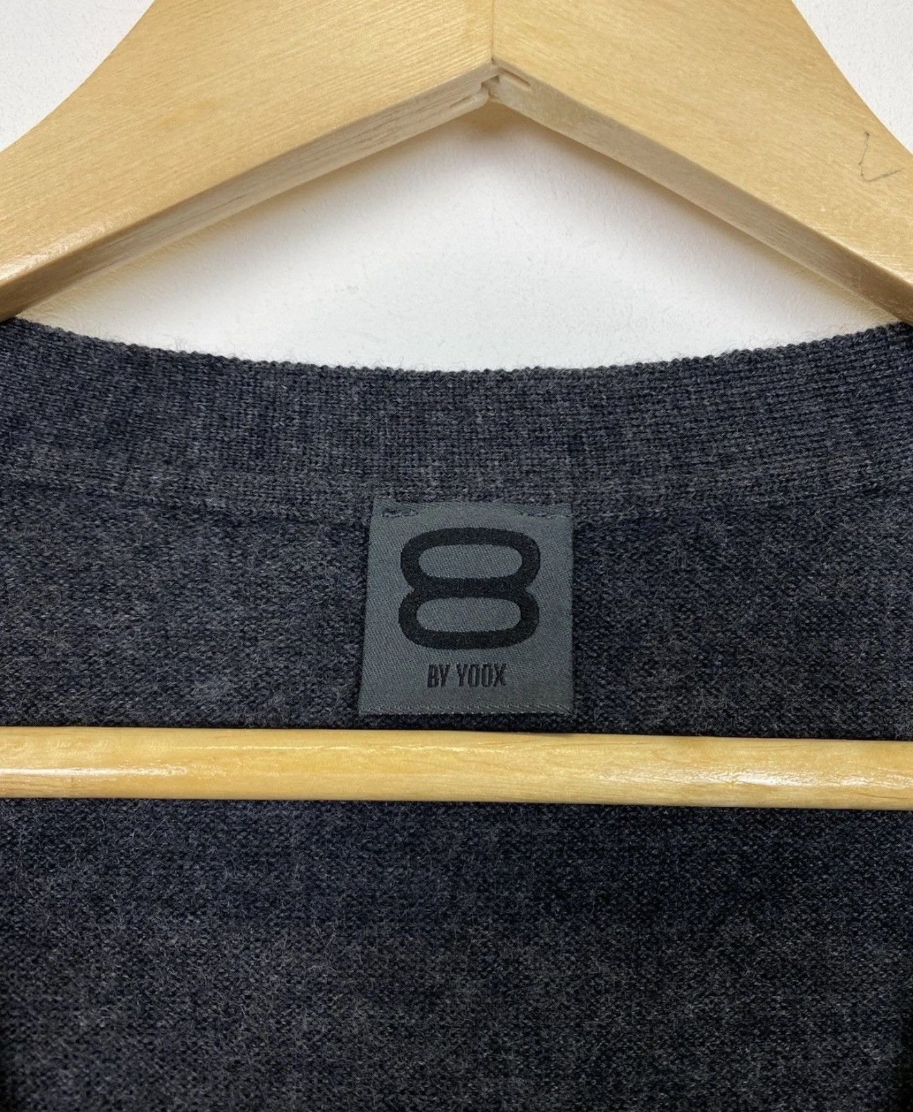 8 by YOOX 8 By Yoox V-Neck Merino Wool Cardigan Sweater Jumper Gray Size US M / EU 48-50 / 2 - 3 Thumbnail