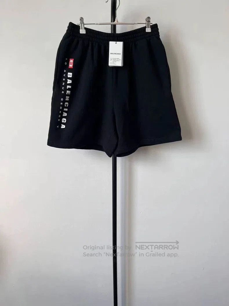 Balenciaga Balenciaga Logo Elastic Waist Sports Shorts. Size US 30 / EU 46 - 1 Thumbnail