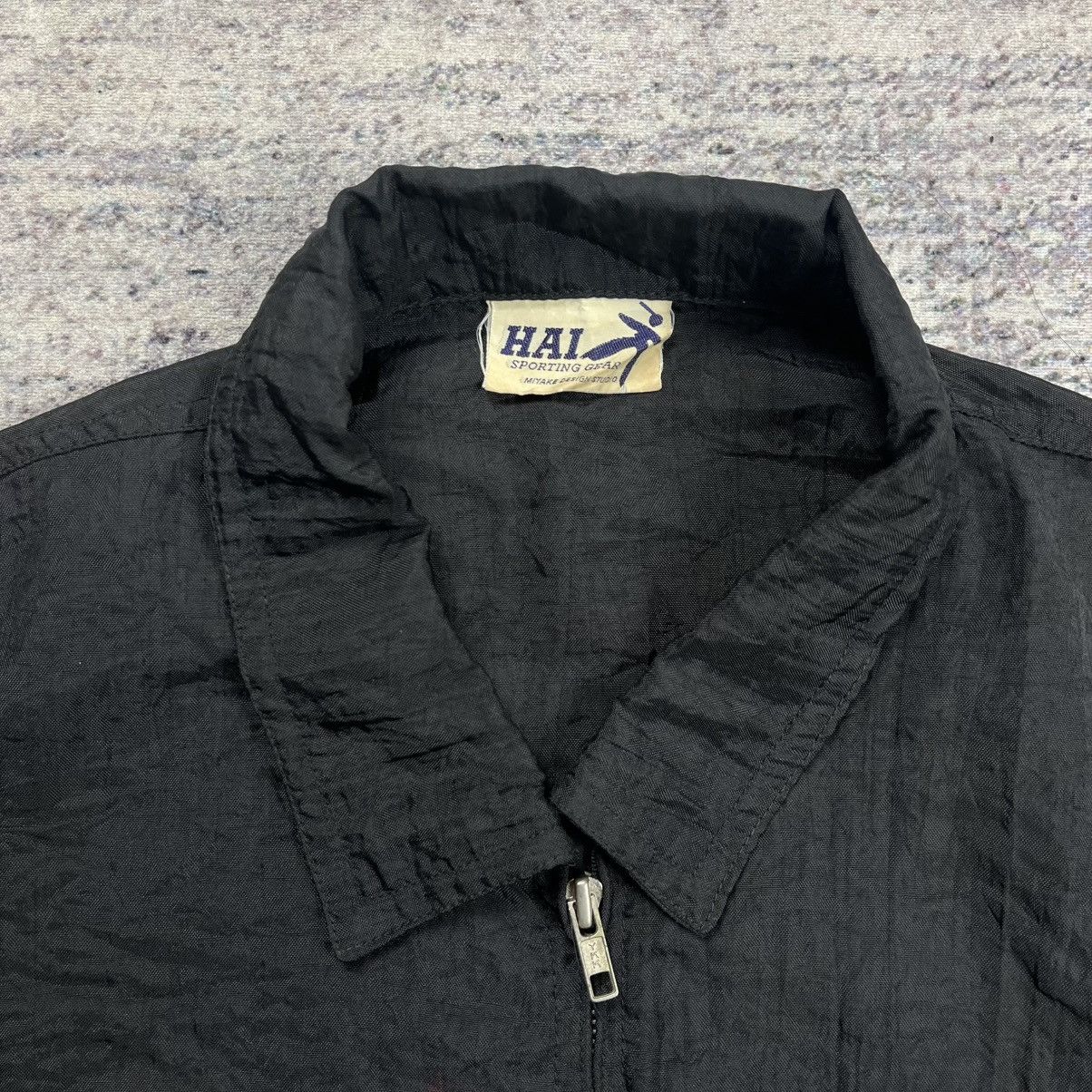 Issey Miyake 90s Hai sporting gear issey miyake big logo nylon jacket Size US L / EU 52-54 / 3 - 6 Thumbnail