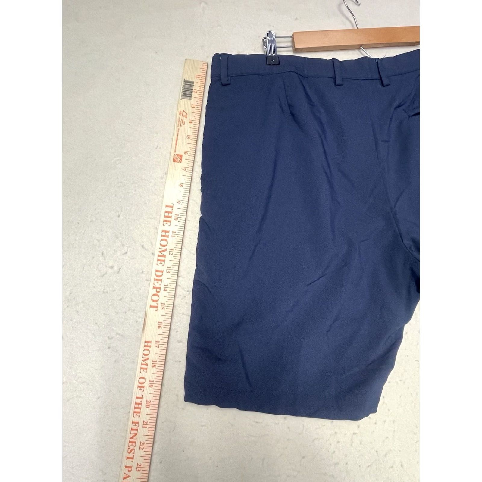 Vintage Greg Norman Men’s Size 36 Blue Golf Shorts Chino Polyester blend Size US 36 / EU 52 - 7 Thumbnail