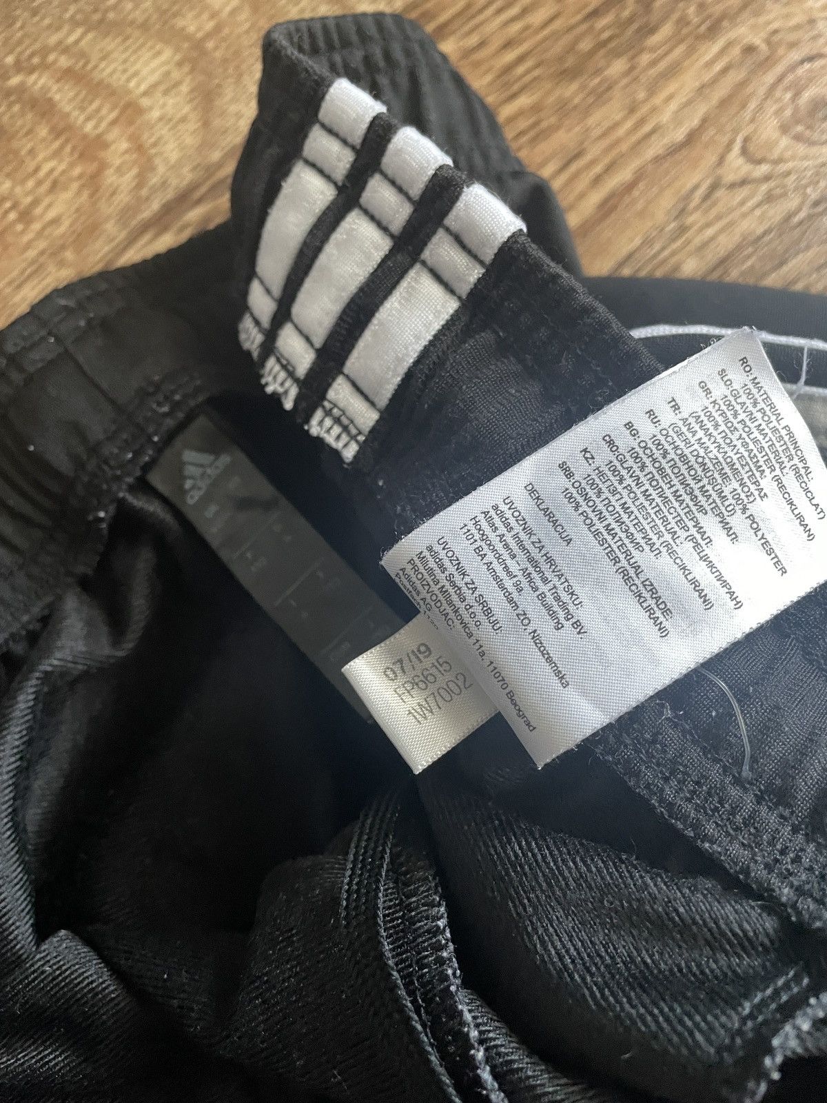 Adidas × Vintage Vintage Adidas Sweatpants Large Pleated Grey Tonal Stripes Size US 34 / EU 50 - 7 Thumbnail