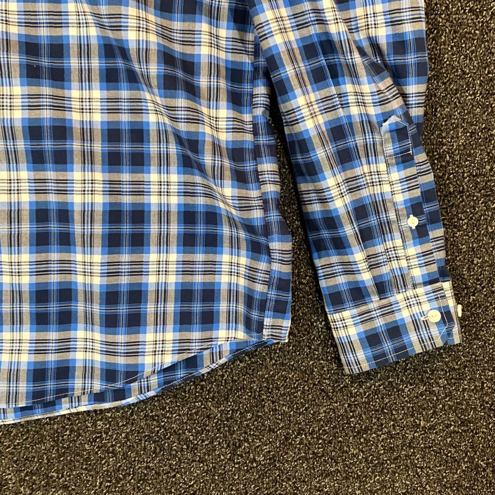 Vintage LL Bean Shirt Mens Large Blue Plaid Button Down Traditional Fit Outdoor Long Size US L / EU 52-54 / 3 - 5 Thumbnail