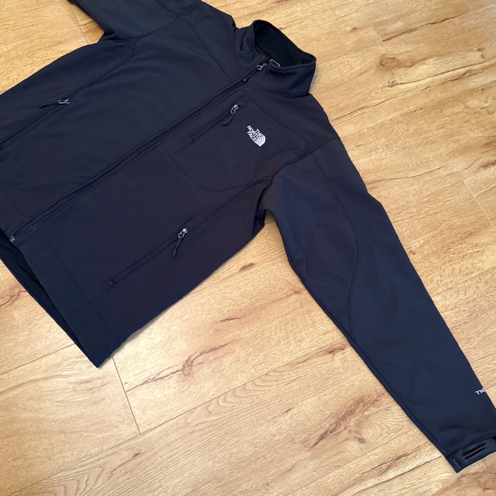 The North Face The North Face Apex Bionic Jacket Full Zip Collared Large Mens Windbreaker Black Regular Size L Size US L / EU 52-54 / 3 - 2 Thumbnail