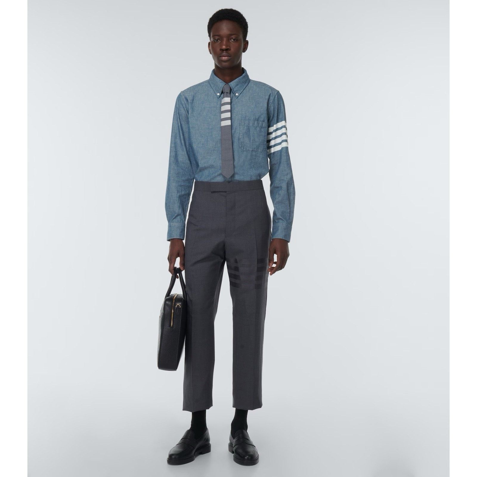 Thom Browne NWT Thom Browne Chambray 4-bar Shirt Size 3 Made in Italy Size US L / EU 52-54 / 3 - 2 Thumbnail