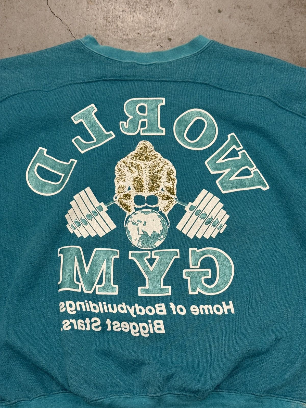 Vintage *RARE* 90s JAPAN WORLD GYM CREWNECK SWEATER GYM FITNESS Size US S / EU 44-46 / 1 - 17 Thumbnail