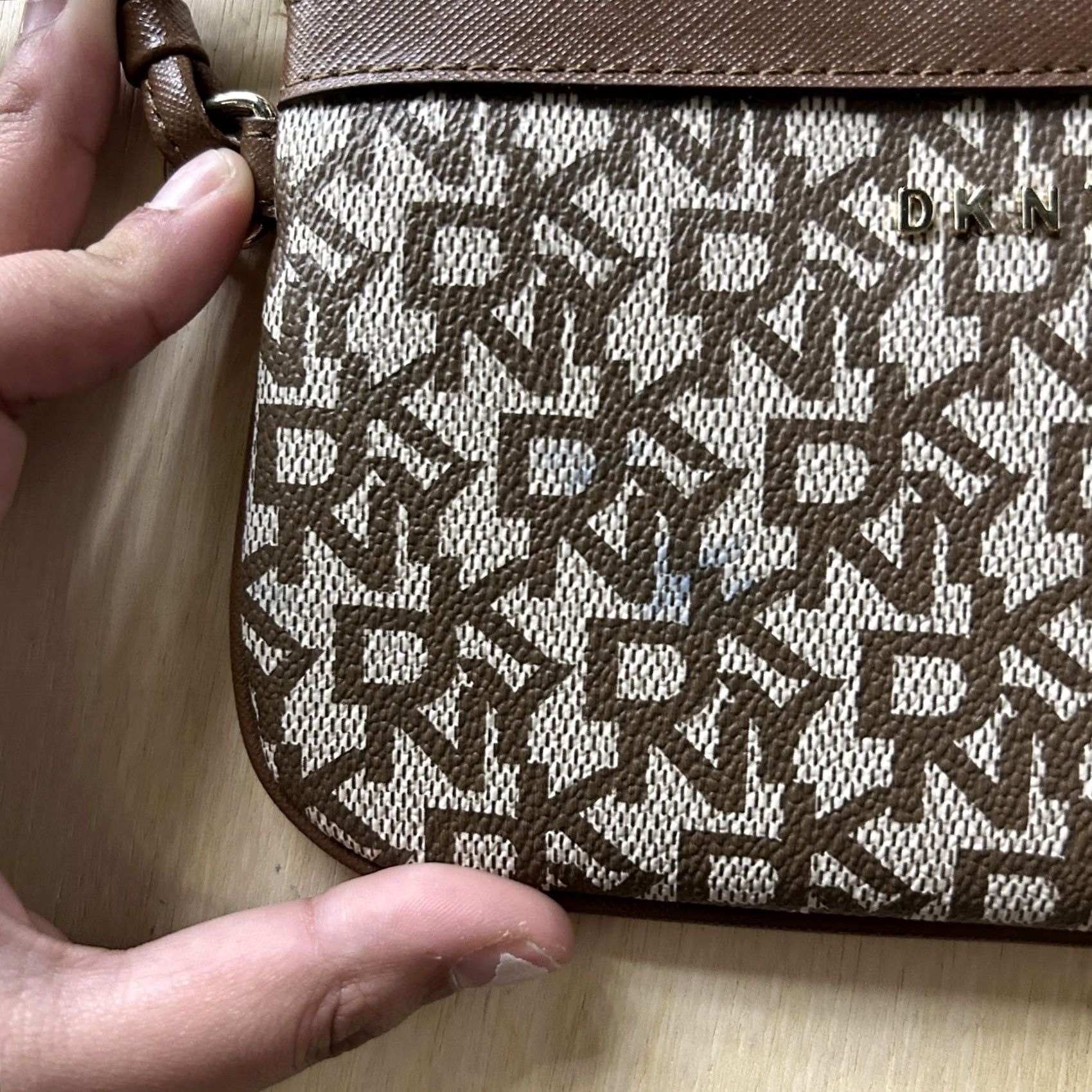 DKNY DKNY Clutch Bag Womens Small Brown Logo Canvas Leather Zip Wristlet Pouch Size ONE SIZE - 3 Thumbnail