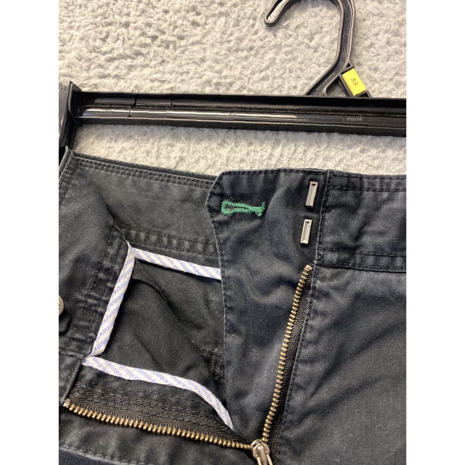 Tommy Hilfiger Tommy Hilfiger Shorts - Chino Women - Size 10 - Black - Regular Fit - 3in Inseam Size 32" / US 10 / IT 46 - 3 Thumbnail
