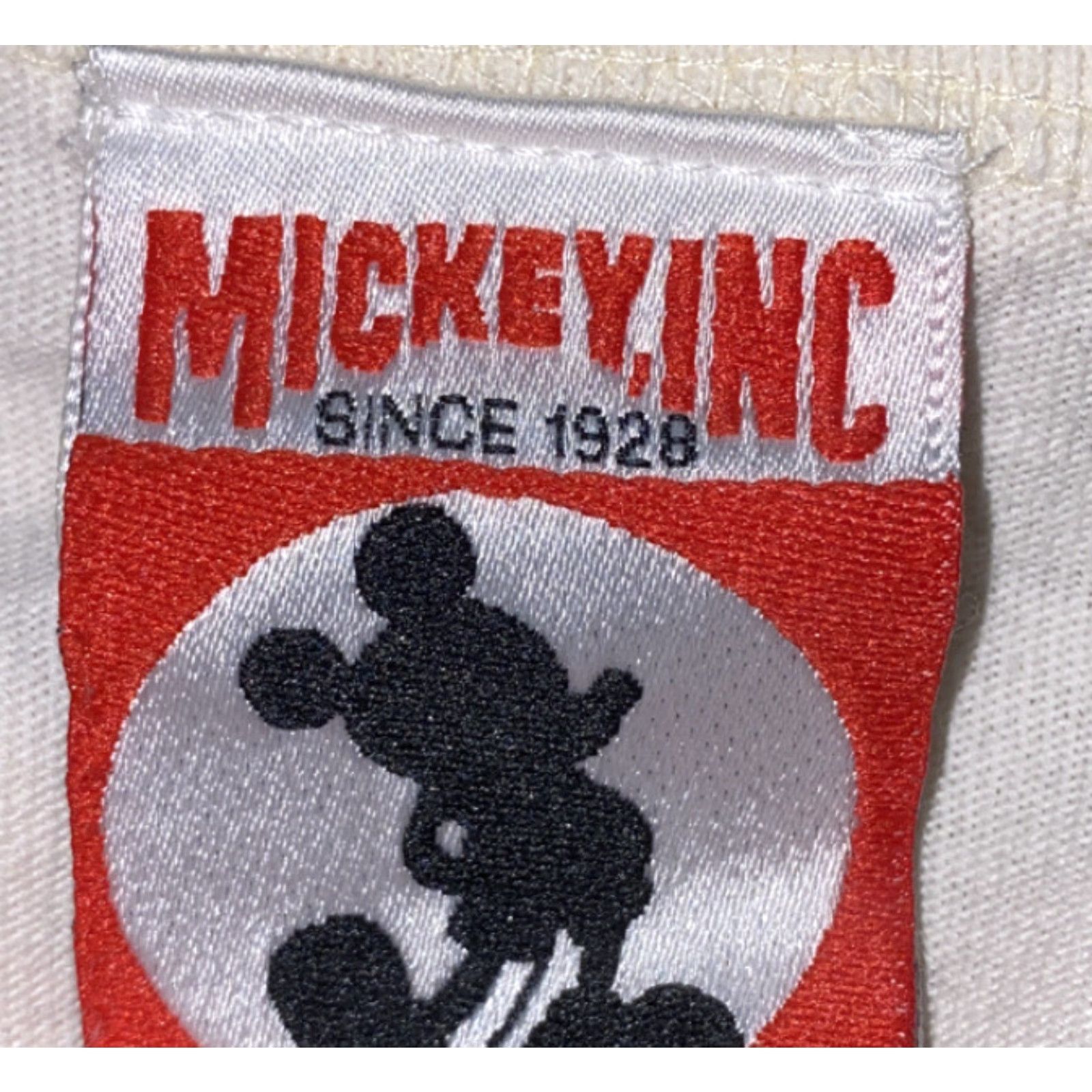 Disney VINTAGE Disney Mens White Henley T-Shirt XL Short Sleeve Solid USA Size US XL / EU 56 / 4 - 5 Thumbnail