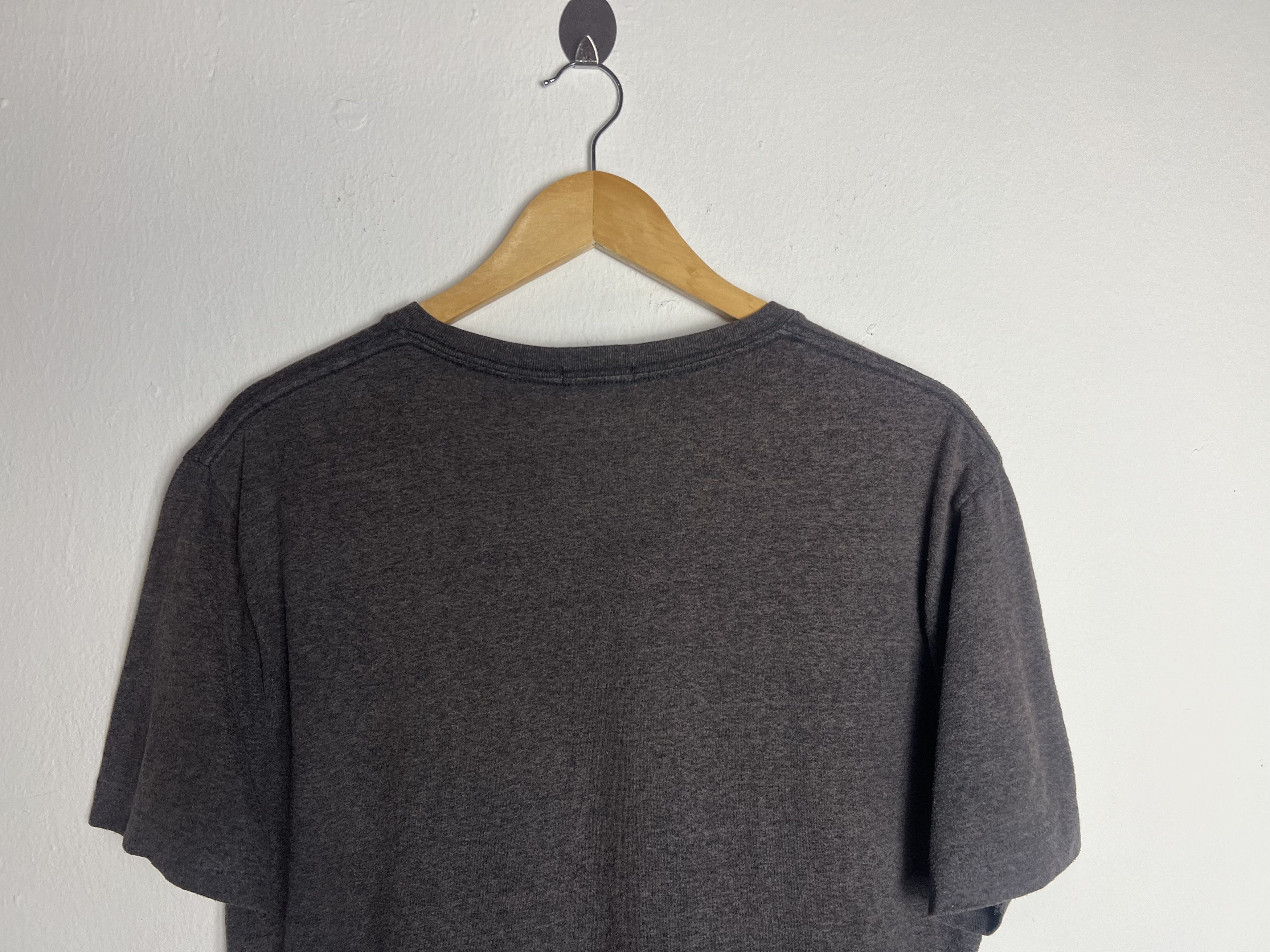 Avirex Avirex V Neck Tshirt Size US L / EU 52-54 / 3 - 5 Thumbnail
