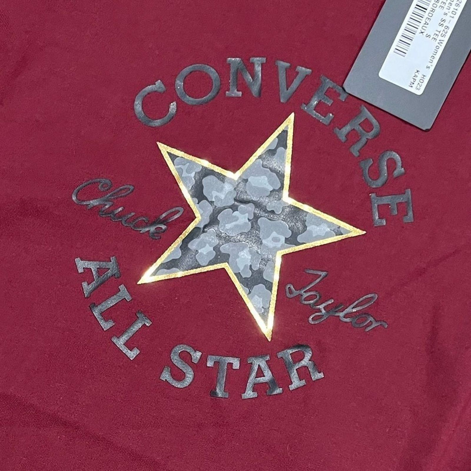 Converse NWT Converse Leopard Chuck Taylor Patch T-Shirt Bordeaux S Size S / US 4 / IT 40 - 2 Thumbnail