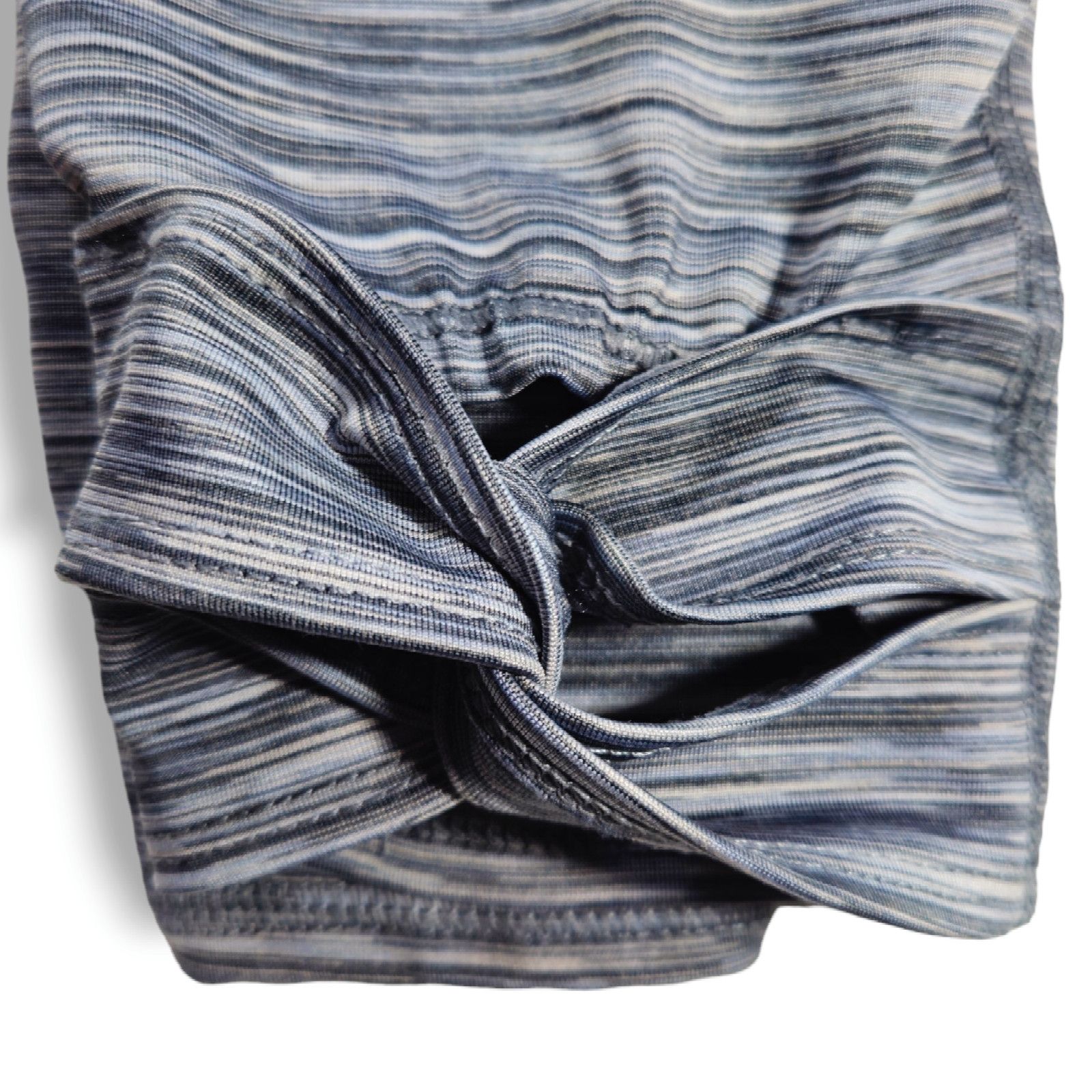 Old Navy EUC Old Navy Active Go-Dry Twist-Hem Leggings Sz. L [12-14] Size 34" / US 12 / IT 48 - 5 Thumbnail