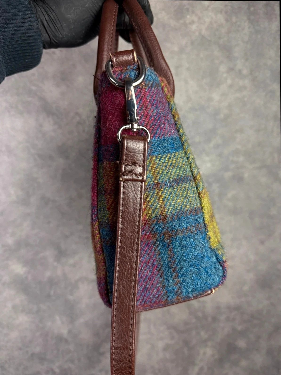 Harris Tweed Harris Tweed Wool Leather Bag Tartan Clutch Size ONE SIZE - 7 Thumbnail