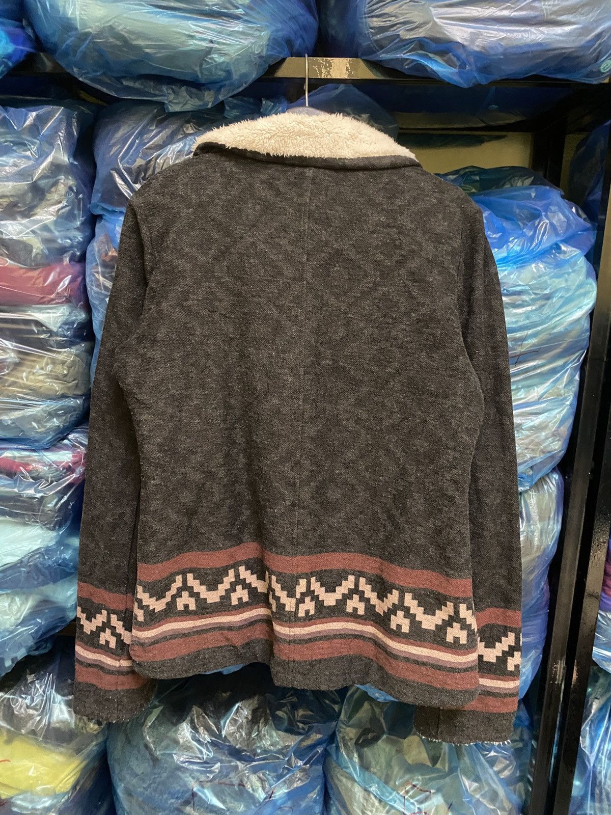 Rip Curl Vintage Rip Curl Sherpa Lined Ethnic Jacket Aztec Print Size M / US 6-8 / IT 42-44 - 10 Thumbnail