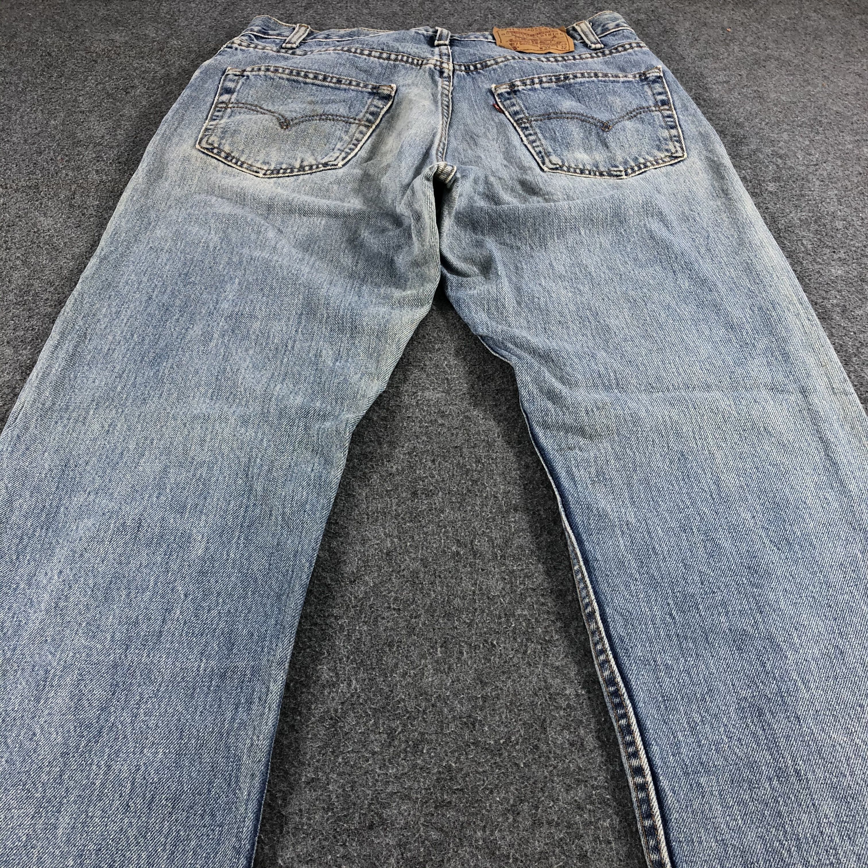 Levi's Vintage 90s Light Wash Levis 505 Jeans-J1191 Size US 33 - 4 Thumbnail